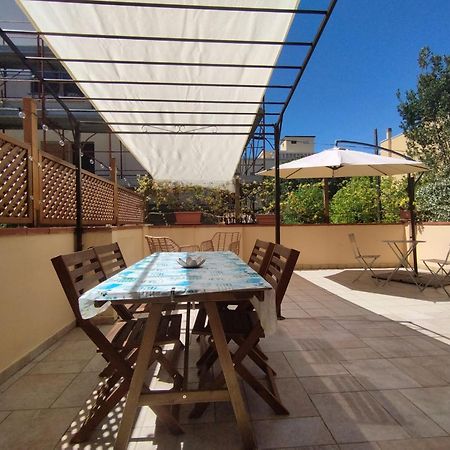 Appartamento Fronte Mare Con Parcheggio Privato Pescara Dış mekan fotoğraf